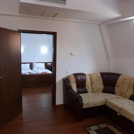 Penzion Pensiunea Acasa 3*